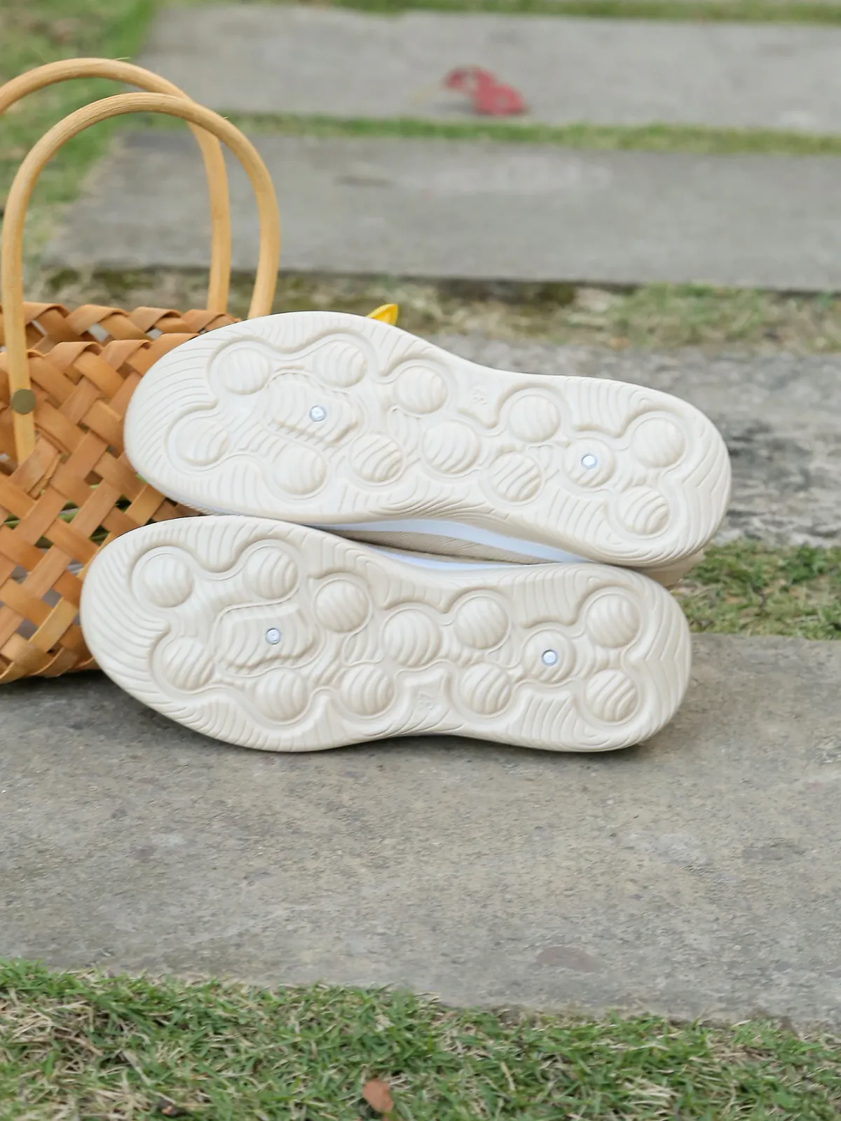 Women's Casual Summer Sneakers - Lightweight Breathable Flat Shoes for All Seasons, Simple Fashionable Design, Comfortable Walking Shoes for Everyday Wear showcase 18