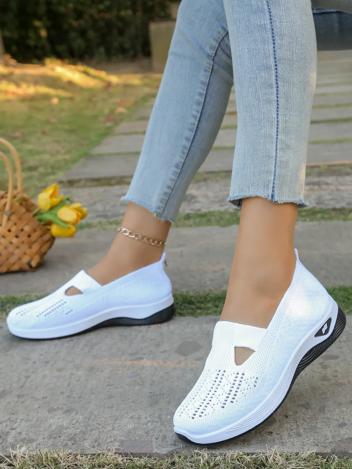 Women's Casual Summer Sneakers - Lightweight Breathable Flat Shoes for All Seasons, Simple Fashionable Design, Comfortable Walking Shoes for Everyday Wear showcase 15