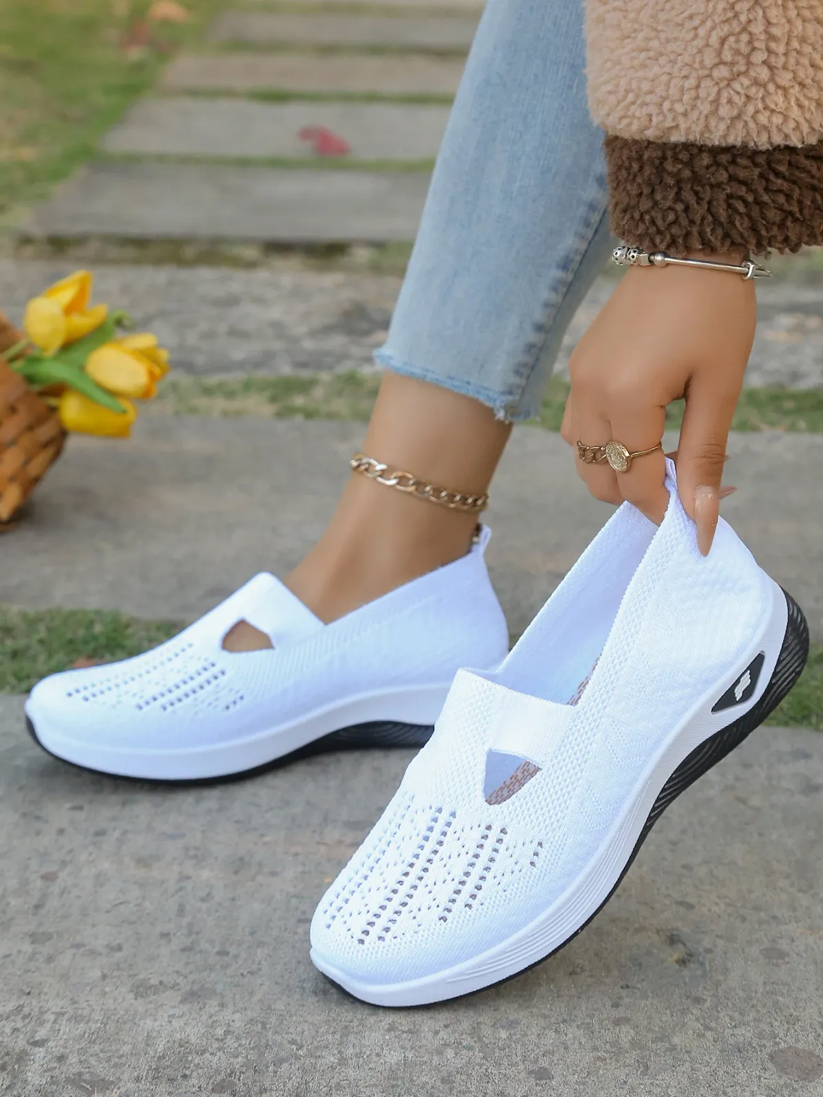 Women's Casual Summer Sneakers - Lightweight Breathable Flat Shoes for All Seasons, Simple Fashionable Design, Comfortable Walking Shoes for Everyday Wear showcase 13
