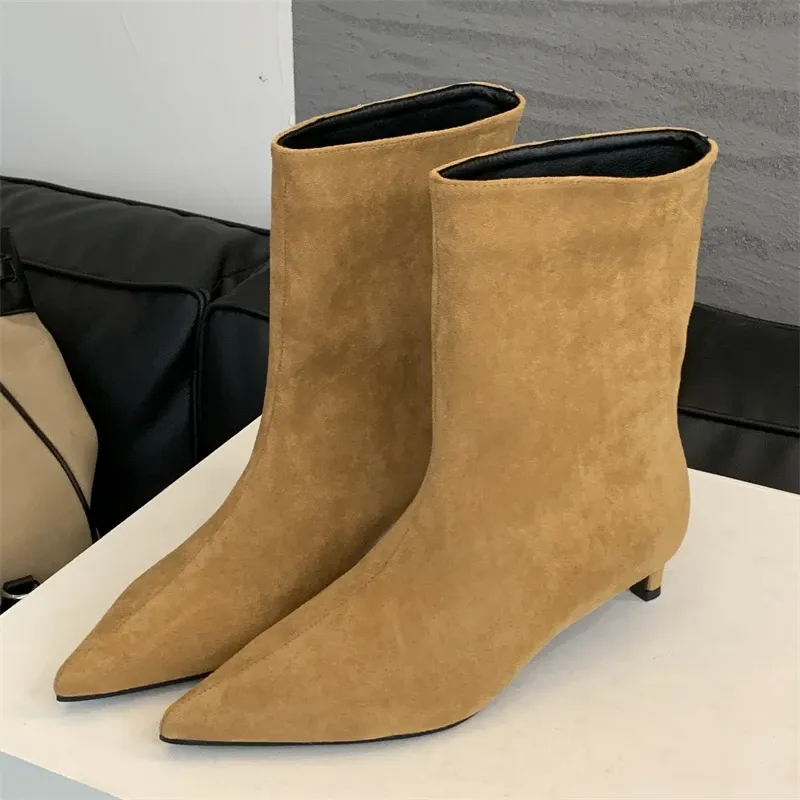Eilyken Women's Vintage Pointed Toe Ankle Boots - Stylish Low Heel Shoes for Autumn/Winter Fashion thumbnail 1