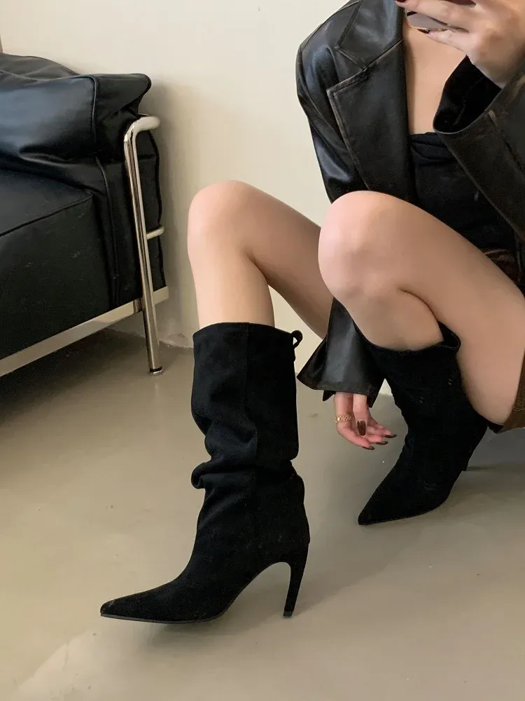 Aneikeh Women's Fashion Pointed Toe Knee-High Boots - Stylish Thin Heel Winter Shoes for a Chic Punk Look showcase 6