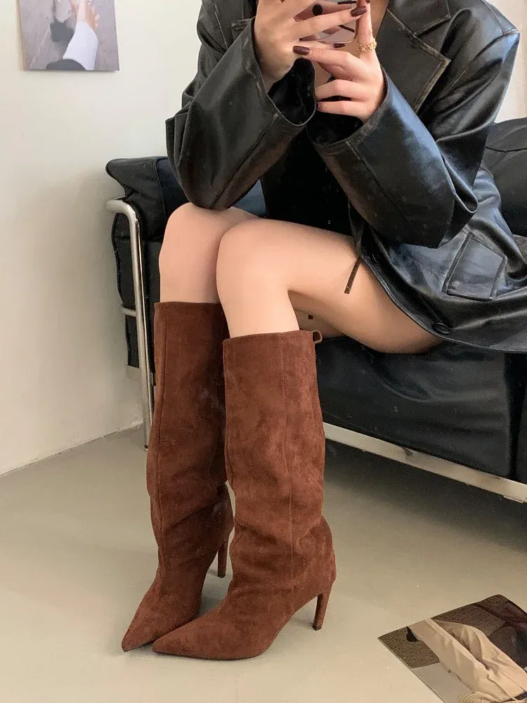 Aneikeh Women's Fashion Pointed Toe Knee-High Boots - Stylish Thin Heel Winter Shoes for a Chic Punk Look showcase 4