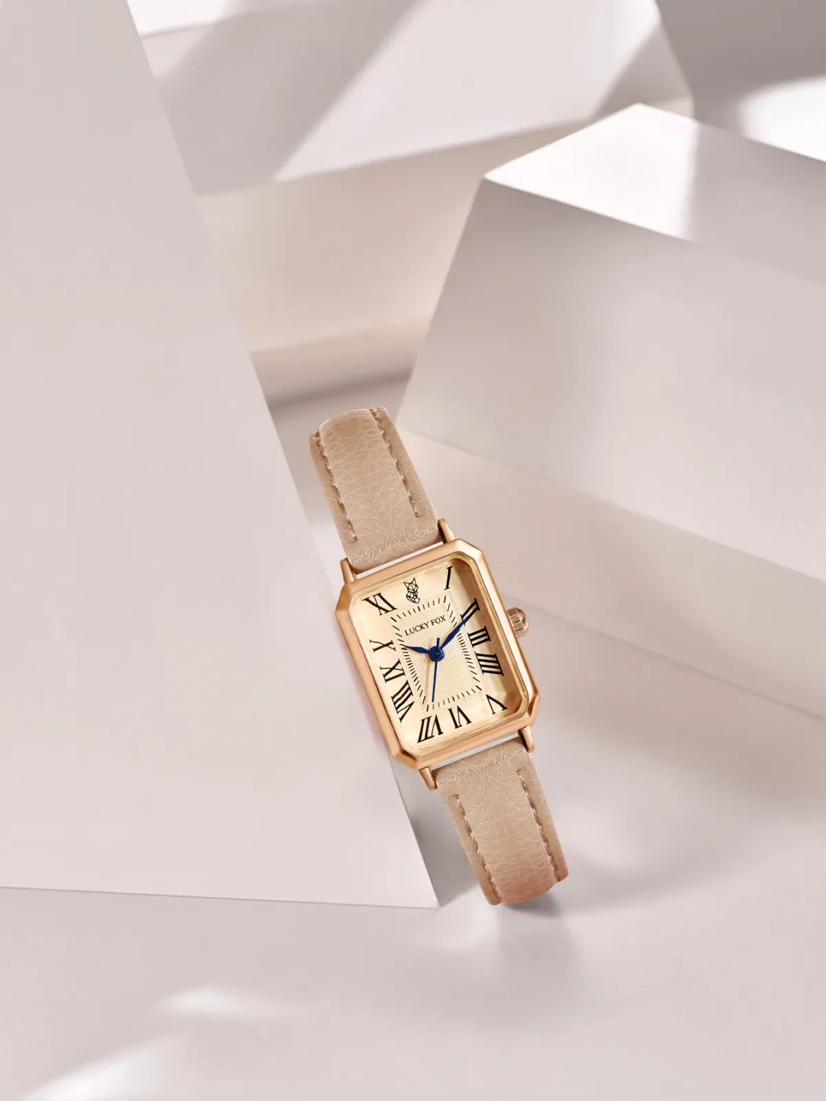 Fashion Retro Square Dial Women's Watch with Leather Strap - Casual Quartz Wristwatch Gift showcase 13