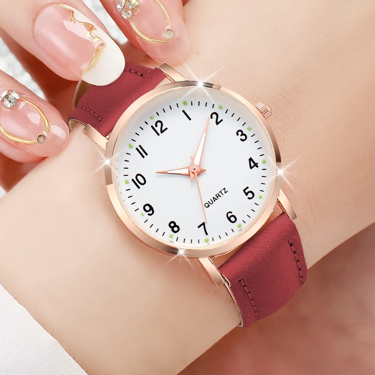 Fashion Arabic Dial Women's Quartz Watch - Casual Leather Strap, 30mm Case, CE Certified, Ideal Gift for Girls showcase 8
