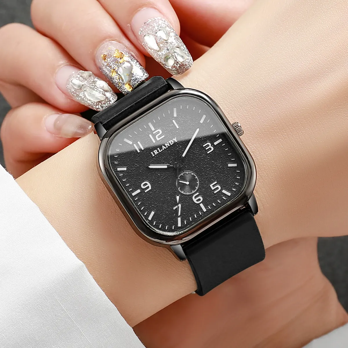 Fashionable Casual Silicone Strap Square Watch for Men & Women Students - Durable Quartz Movement, CE Certified, Water Resistant thumbnail 3