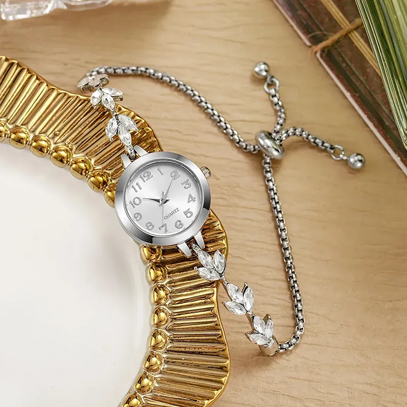 Luxury Rhinestone Bracelet Watch for Women - Elegant Quartz Movement, Fashionable Alloy Design, CE Certified, Water Resistant for Daily Wear thumbnail 3