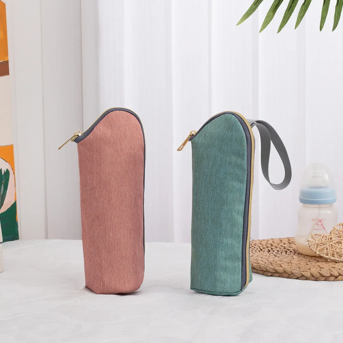 Portable Baby Bottle Warmer Insulation Bag - Thermal Stroller Hanging Pouch for Milk Feeding, Aluminum Mold Holder for On-the-Go Parents showcase 6