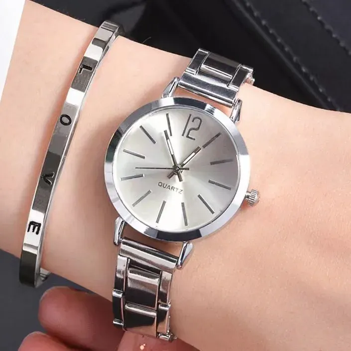 Luxury Women's Fashion Gold Bracelet Quartz Watch Set - Simple Dial Hollow Strap, Ideal for Students and Ladies, Elegant Casual Wristwatch thumbnail 3