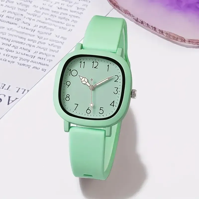 Fashionable Women's Quartz Watch with Casual Silicone Band - Stylish Ladies Wristwatch for Girls, CE Certified, Water Resistant showcase 12