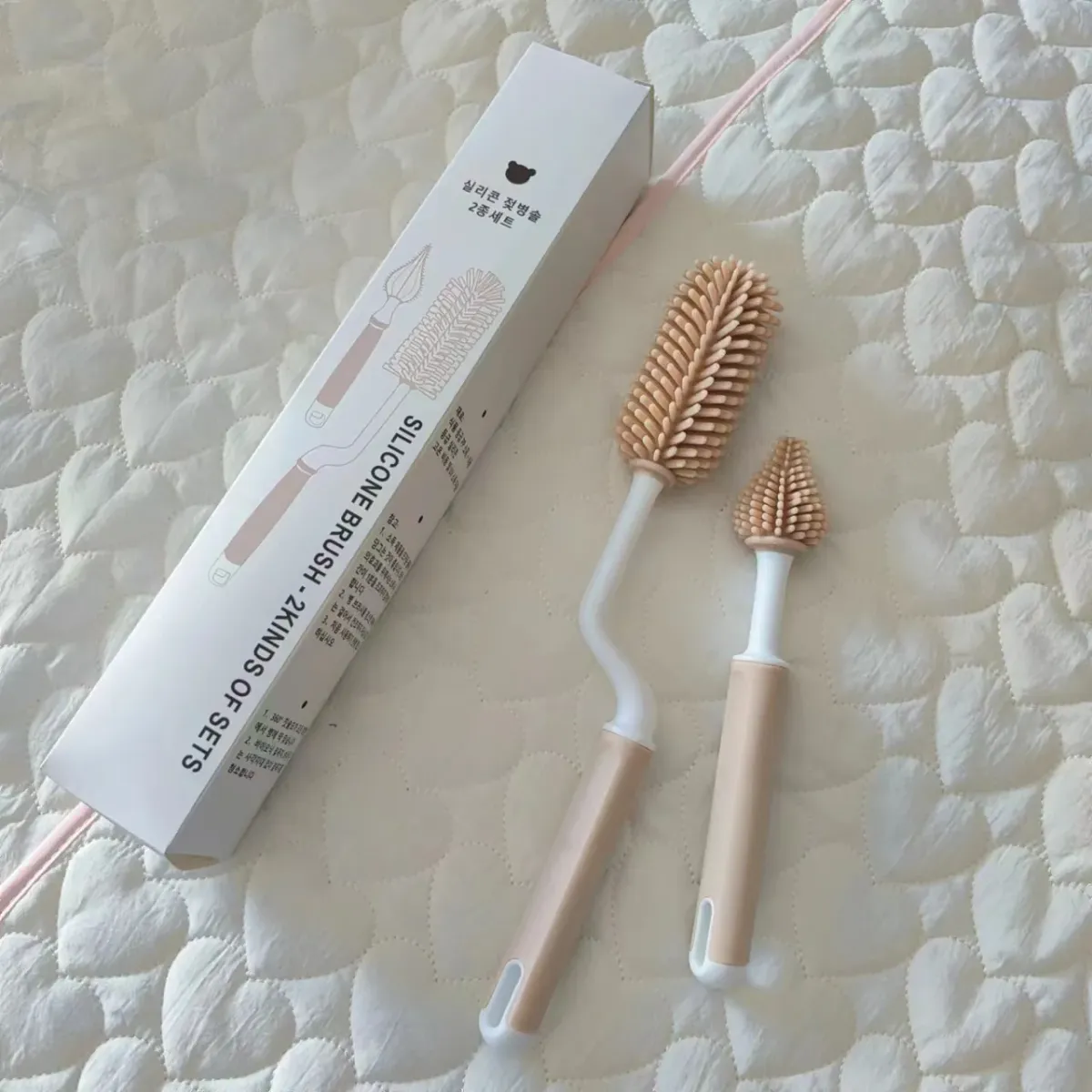 Silicone Baby Bottle Nipple Brush Set - Long Handle, Ins Korean Style, Newborn Cleaning Tool for Milk Bottles and Utensils showcase 3