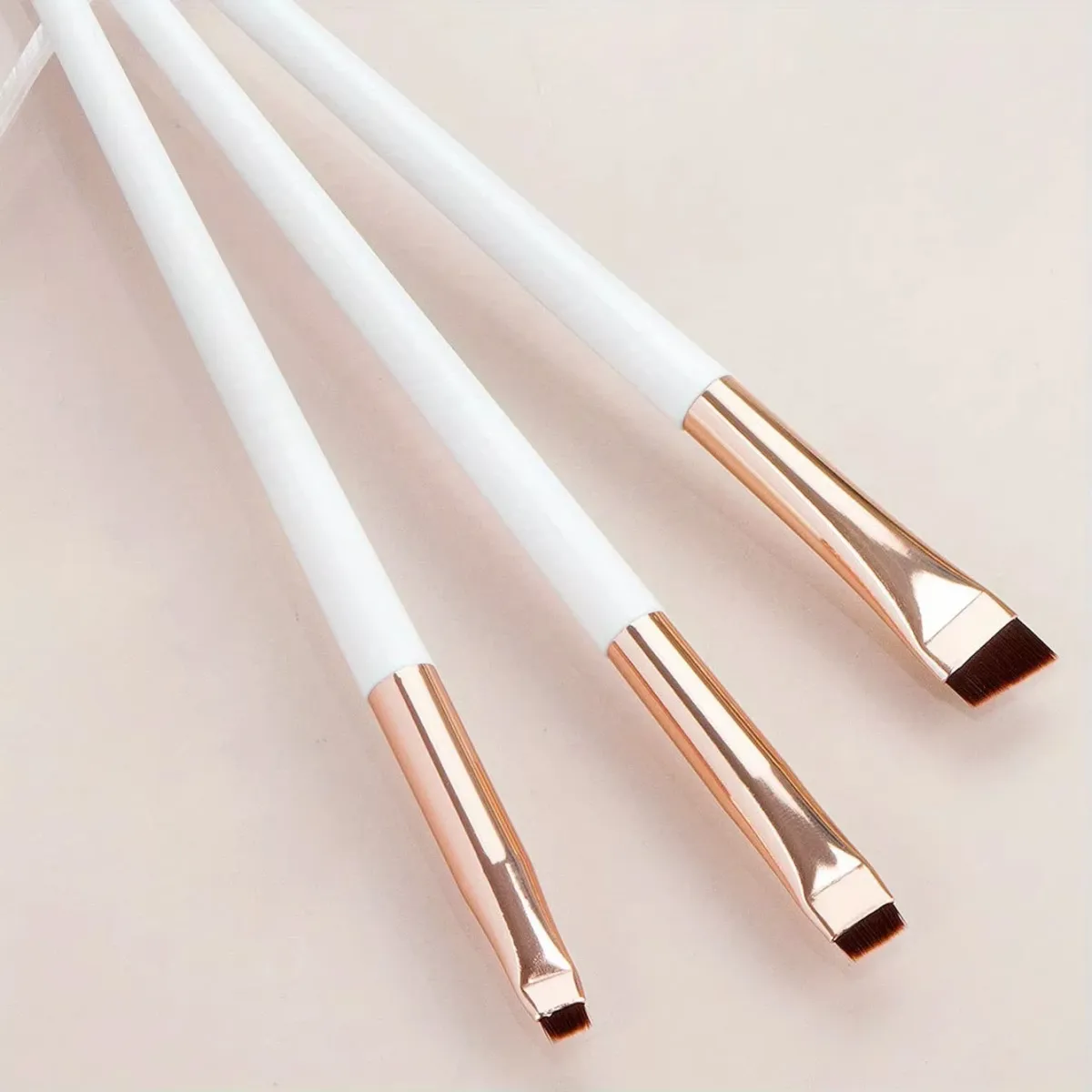 3-Piece Professional Makeup Brush Set: Sickle Eyeliner, Fine Angled Eyebrow, Ultra-Fine Eyeshadow Brushes for Precision Application showcase 11