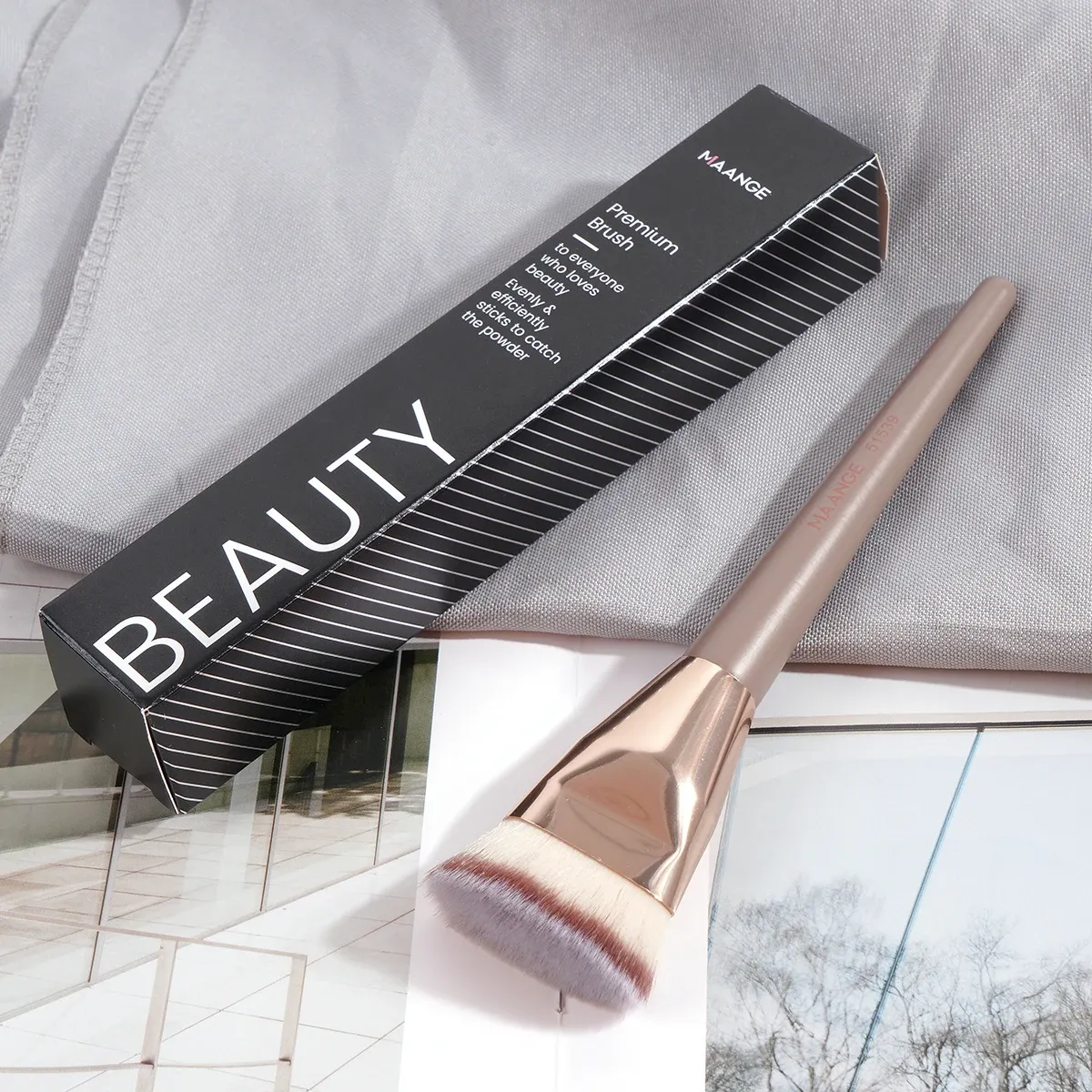 MAANGE Flat Top Foundation Brush with Box - Synthetic Hair, Skin-Friendly, Portable Makeup Tool for Powder, Blush, Concealer - Professional Kabuki Blending showcase 12