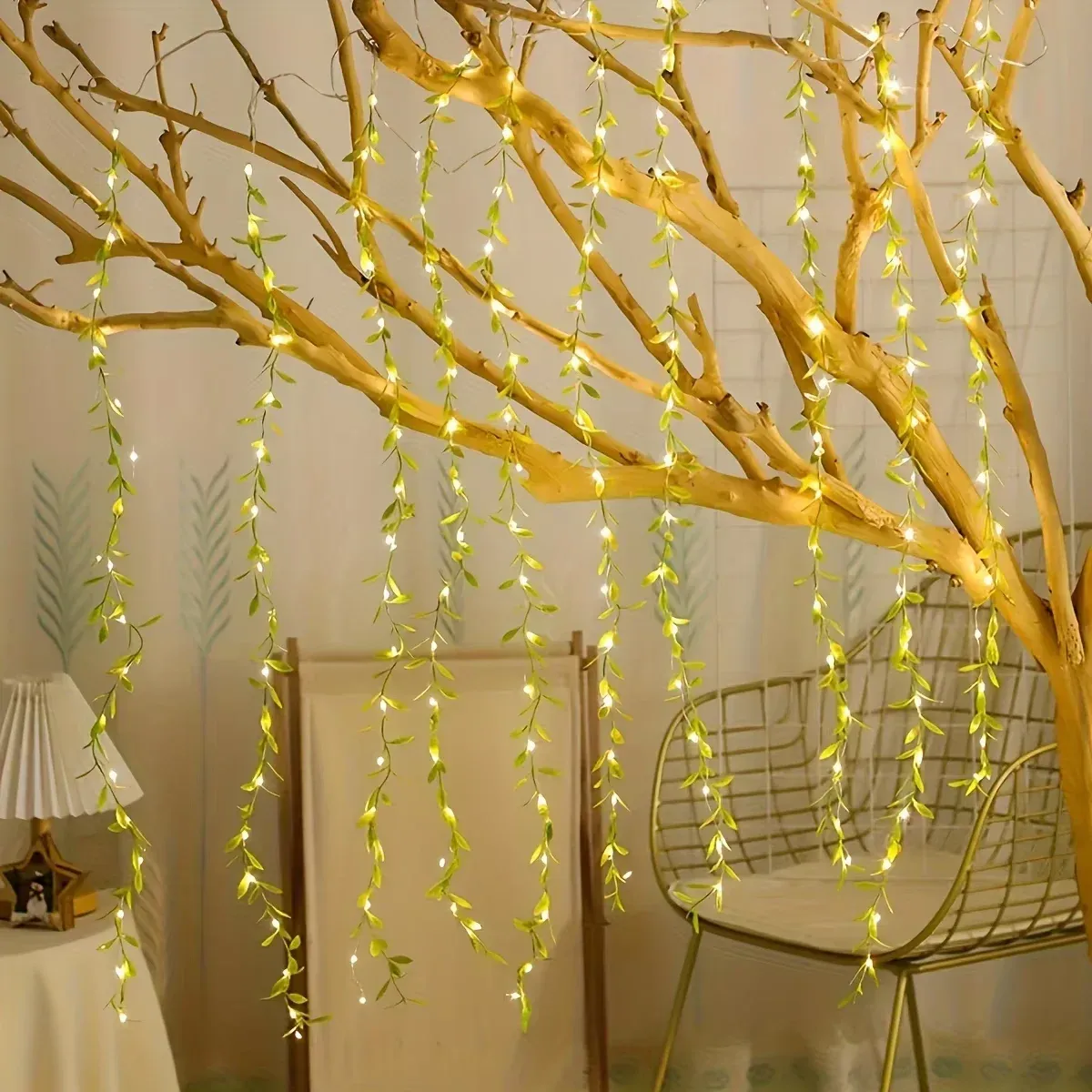 2M 20 LED Willow String Lights, Battery Operated Copper Wire Fairy Lights for Home Decor, Parties, Weddings, and Special Occasions showcase 1