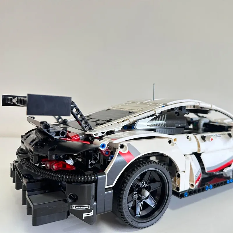 1580Pcs Technic 1:10 Scale Classic Super Racing Car Building Blocks Assembly Toy for Boys, Home Decoration, Birthday Gift thumbnail 4
