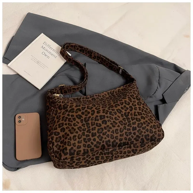 Trendy Leopard Print Women's Shoulder Bag - Large Capacity Retro Soft Textile Crossbody Bag for Commute & Outings thumbnail 3