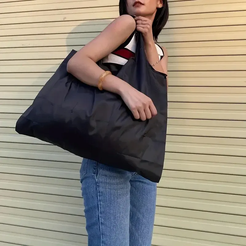 Large Capacity Foldable Shopping Bag, Waterproof Shoulder Tote for Supermarket Groceries, Environmentally Friendly & Portable Storage showcase 9