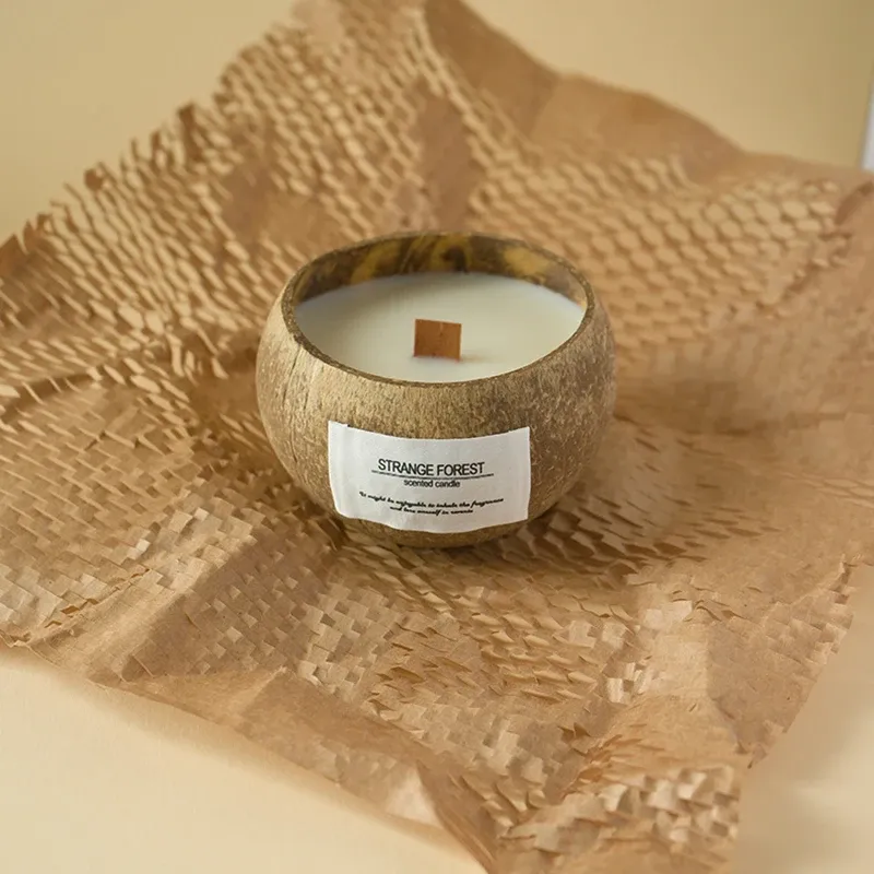 Natural Coconut Shell Aromatherapy Candle with Essential Oil Fragrance - Premium Plant Wax for Home Ambiance and Relaxation showcase 3
