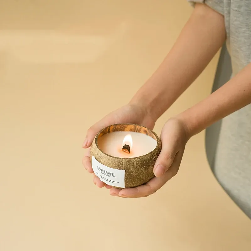 Natural Coconut Shell Aromatherapy Candle with Essential Oil Fragrance - Premium Plant Wax for Home Ambiance and Relaxation showcase 4