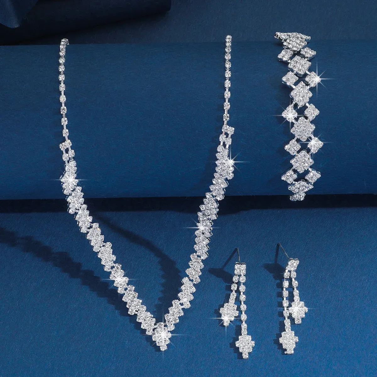 Elegant Silver Plated Rhinestone Tassel Earrings & Necklace Set - Fashionable Wedding Jewelry Gift for Women thumbnail 4