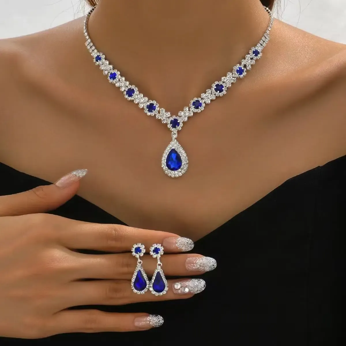 Elegant Women's Crystal Droplet Necklace and Earring Set - 3 Piece Bridal Jewelry for Wedding & Evening Dresses showcase 9