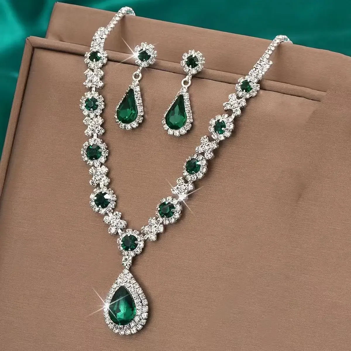 Elegant Women's Crystal Droplet Necklace and Earring Set - 3 Piece Bridal Jewelry for Wedding & Evening Dresses showcase 22