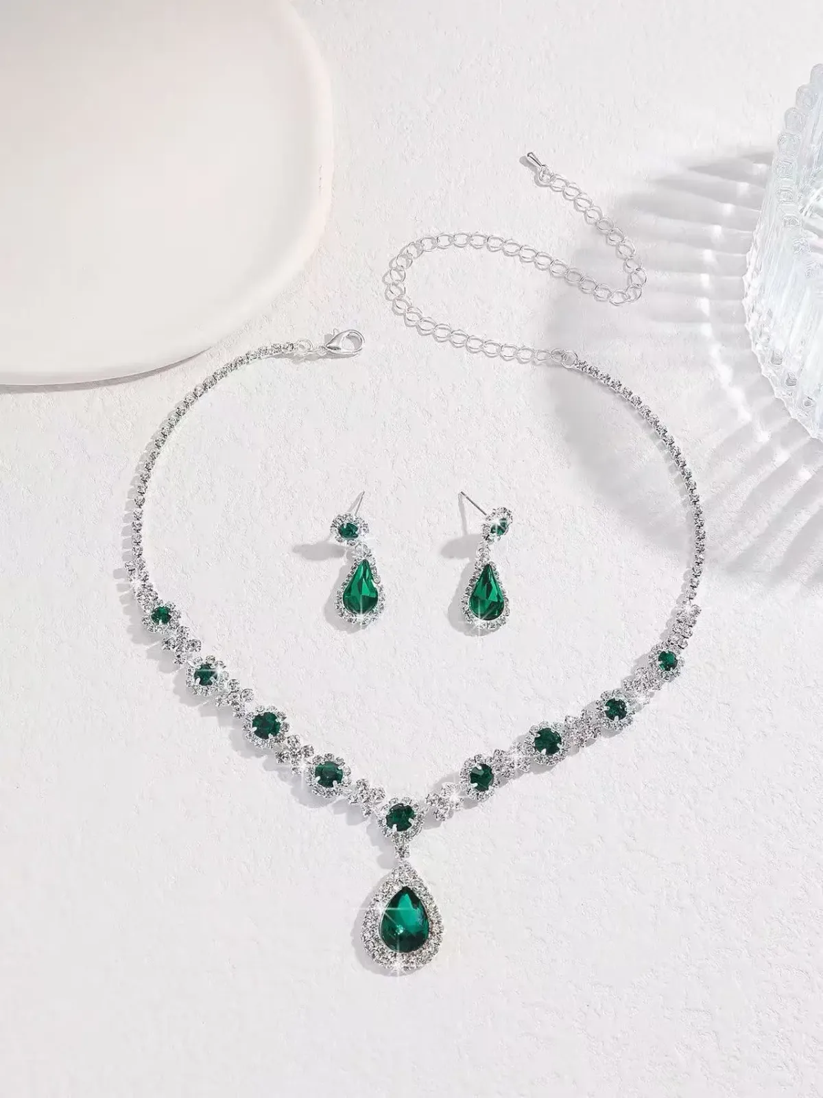 Elegant Women's Crystal Droplet Necklace and Earring Set - 3 Piece Bridal Jewelry for Wedding & Evening Dresses showcase 10