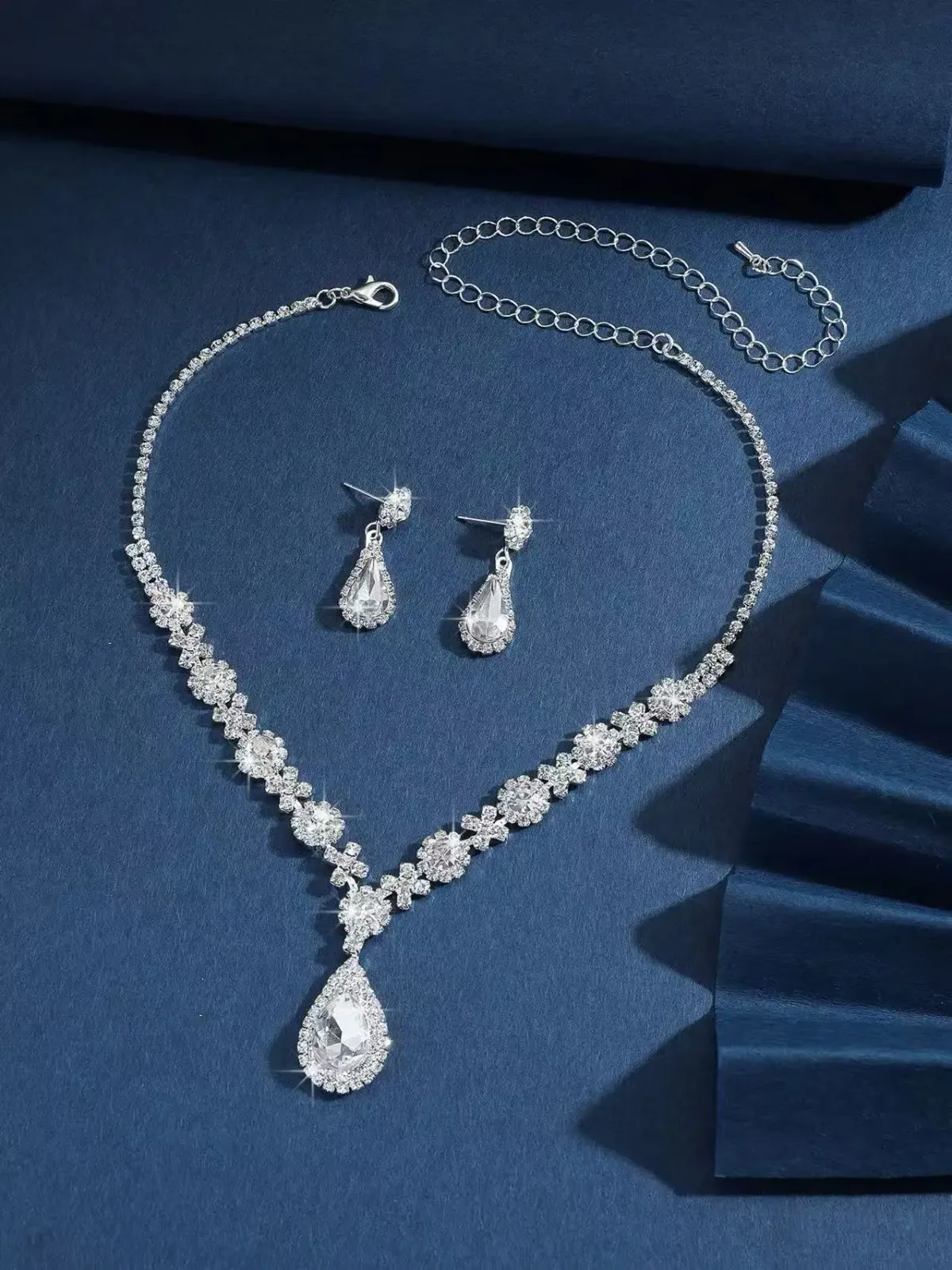 Elegant Women's Crystal Droplet Necklace and Earring Set - 3 Piece Bridal Jewelry for Wedding & Evening Dresses showcase 15