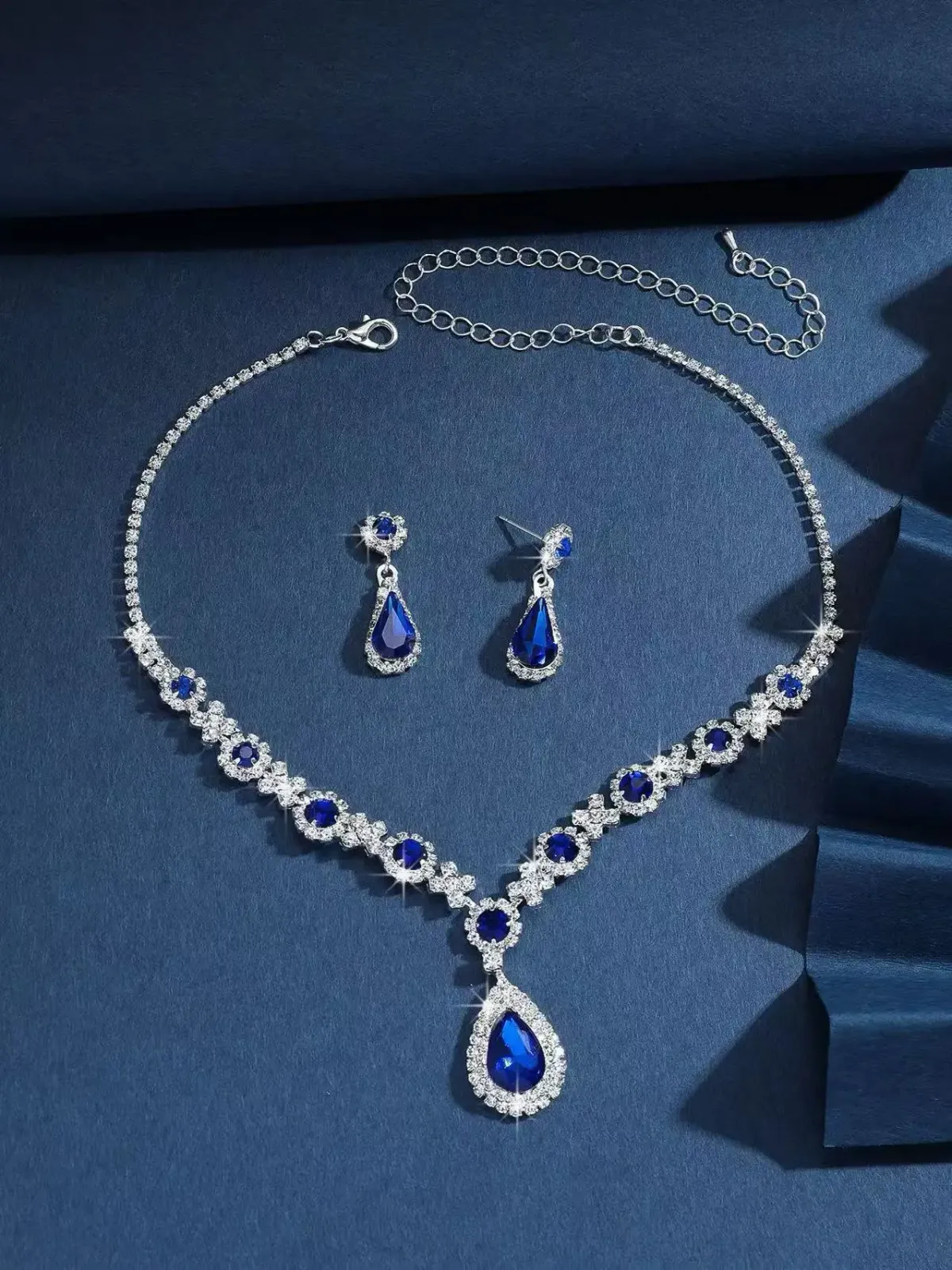 Elegant Women's Crystal Droplet Necklace and Earring Set - 3 Piece Bridal Jewelry for Wedding & Evening Dresses showcase 5