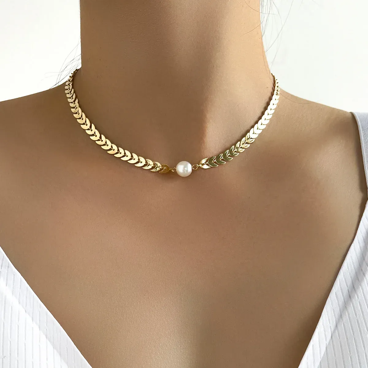 Kpop Pearl Choker Necklace for Women & Girls - Elegant Gold Color Goth Style Pendant Jewelry, Trendy 2022 Collar Chain for Neck showcase 25