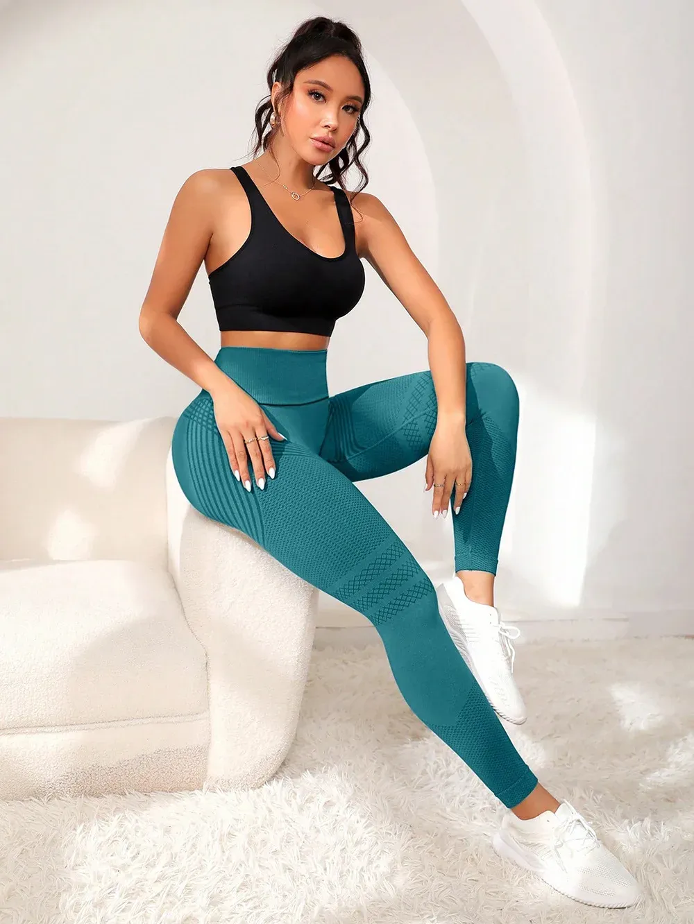 Women's High Waisted Yoga Pants with Sexy Butt Lifting Design, Elastic Fitness Running Trousers, Lightweight Breathable Broadcloth Spandex thumbnail 4