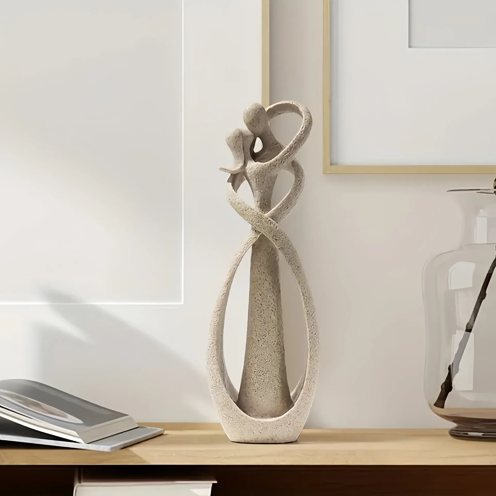 Abstract Kissing Couple Sculpture Statue, Modern Resin Art Decor for Home Office Desktop Shelf Bookshelf, Unique Romantic Gift