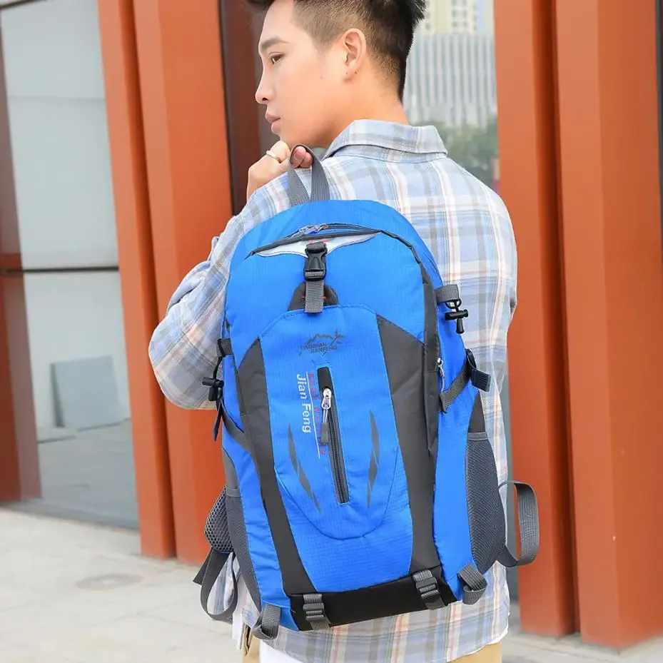 40L Lightweight Hiking Backpack for Men & Women, Waterproof Travel & Mountaineering Rucksack with Multiple Pockets, Ideal for Outdoor Sports & Climbing