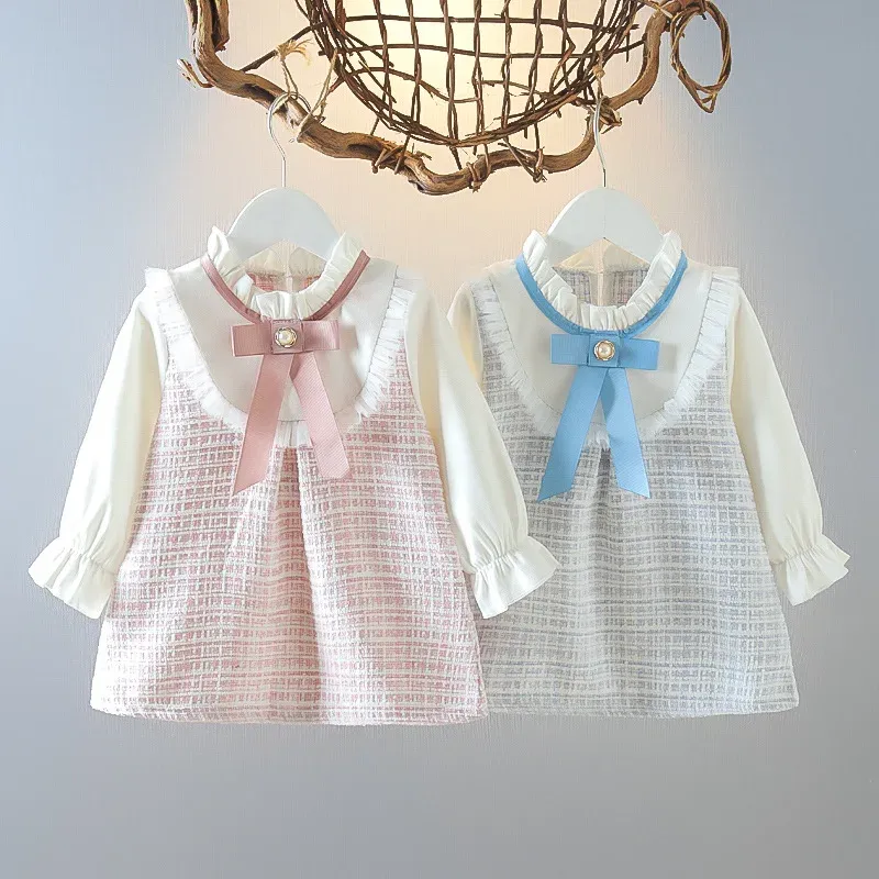 Adorable Baby Girl Plaid Dress with Bow-Tie Detail, Long Sleeve Princess Style for Spring and Fall, Perfect for Toddlers and Infants showcase 2
