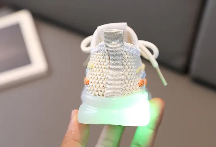 Kids Luminous LED Sneakers for Girls - Fashionable Flashing Casual Sports Shoes for Toddlers, Spring/Autumn Wear showcase 9