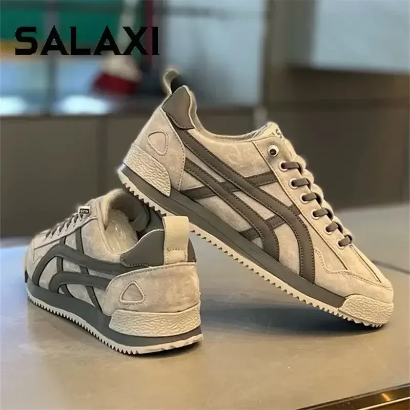 Men's White Canvas Slip-On Sneakers - Breathable Korean Style Casual Walking Flats for Couples, Comfortable Outdoor Shoes showcase 8