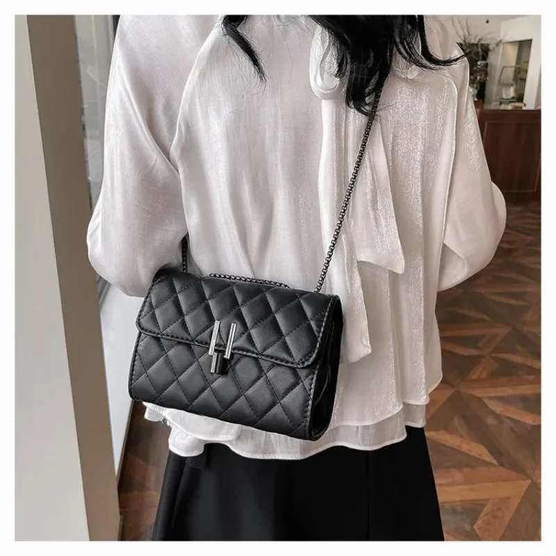 Luxury Designer Leather Shoulder Bag for Women - Chic Chain Crossbody Handbag & Versatile Messenger Clutch showcase 14