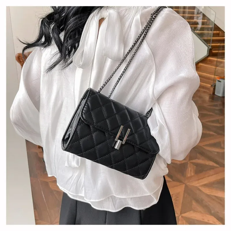 Luxury Designer Leather Shoulder Bag for Women - Chic Chain Crossbody Handbag & Versatile Messenger Clutch showcase 9