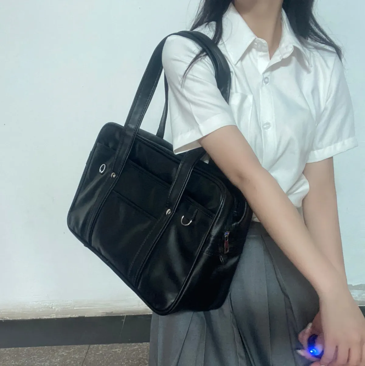 Japanese PU Leather Handbag for Women - Large Capacity Waterproof School Bag & Casual Shoulder Tote for Daily Use, Work, Travel showcase 5