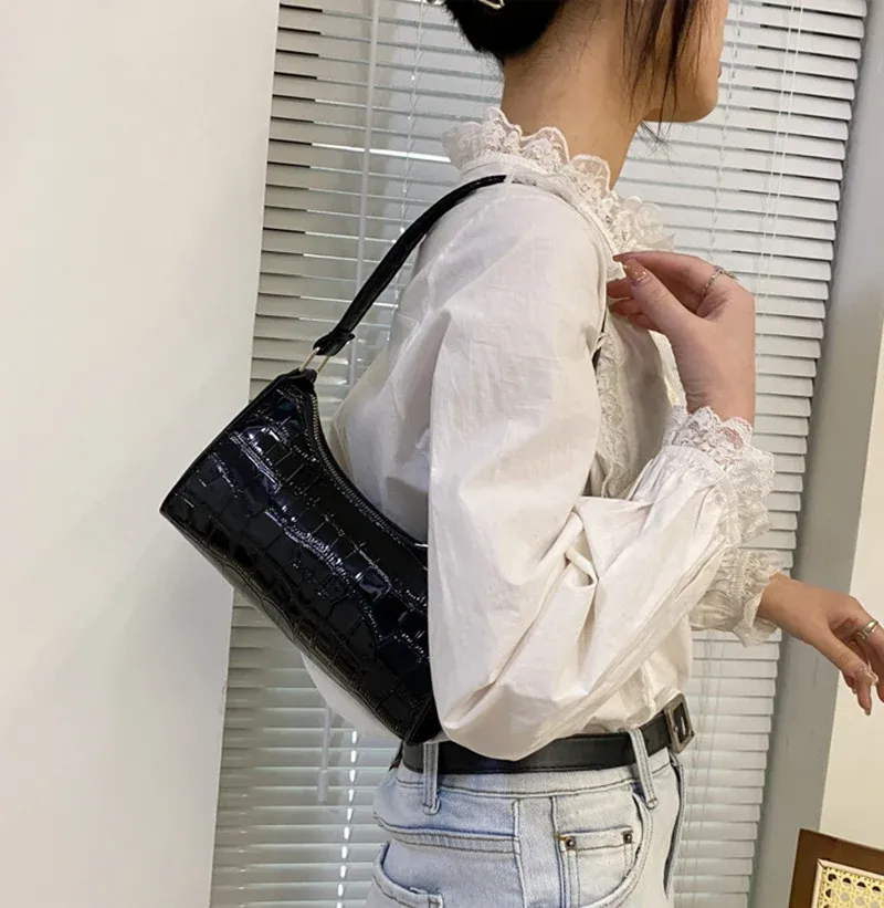 Women's Fashion PU Leather Alligator Pattern Armpit Handbag - Small Underarm Messenger Bag Purse for Stylish Ladies showcase 11