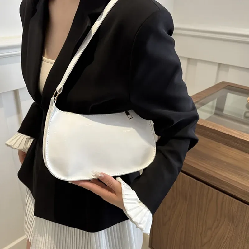 Retro Solid Color PU Leather Shoulder Bag - Women's Fashion Underarm Handbag, Casual Hobo Purse for Ladies showcase 5