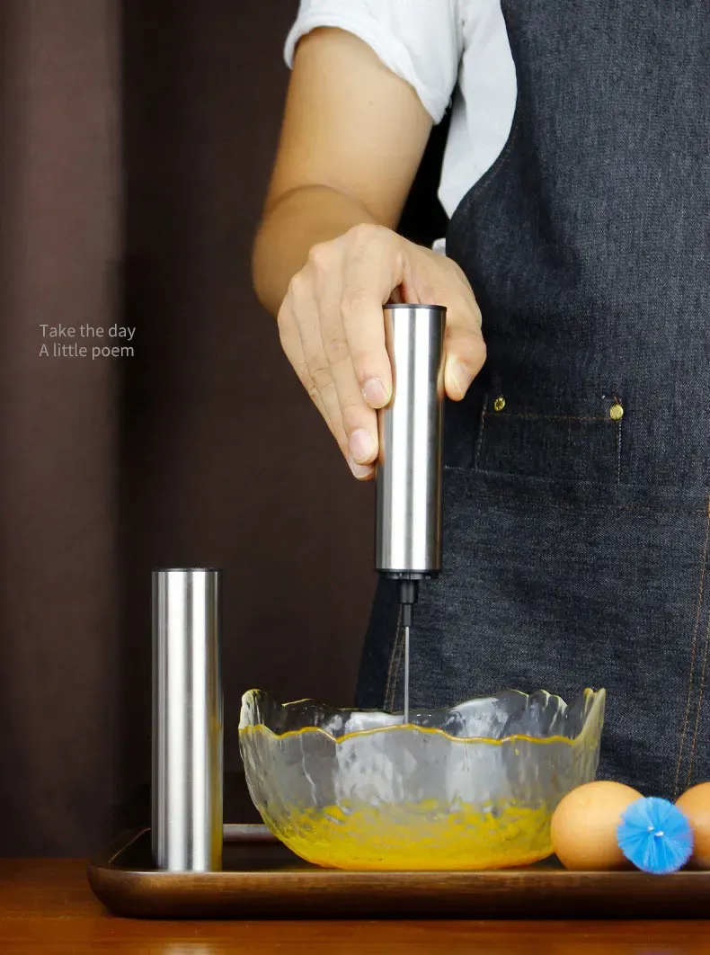 Portable USB Rechargeable Electric Milk Frother & Drink Mixer - Handheld Foam Maker for Coffee, Lattes, Cappuccinos, Egg Beater - Fast High-Speed Blender showcase 4