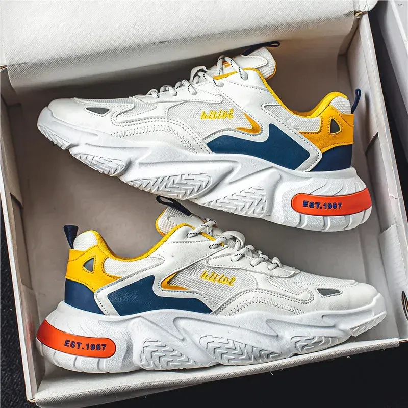 Men's Breathable Mesh Running Shoes - Trendy Casual Sneakers for Summer, Lightweight & Comfortable with Increased Height Design - Image 1