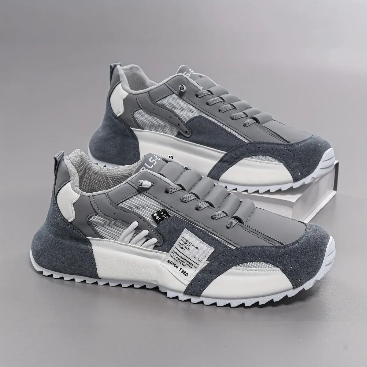 Men's Casual Outdoor Running Shoes, Breathable Lightweight Sneakers for Everyday Wear, Sizes 39-47 showcase 2