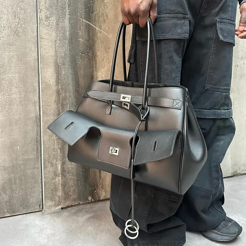 Luxury Rodeo Lock Tote Bag for Women - High-Quality PU Leather Commuter Shoulder Handbag with Large Capacity Storage showcase 10