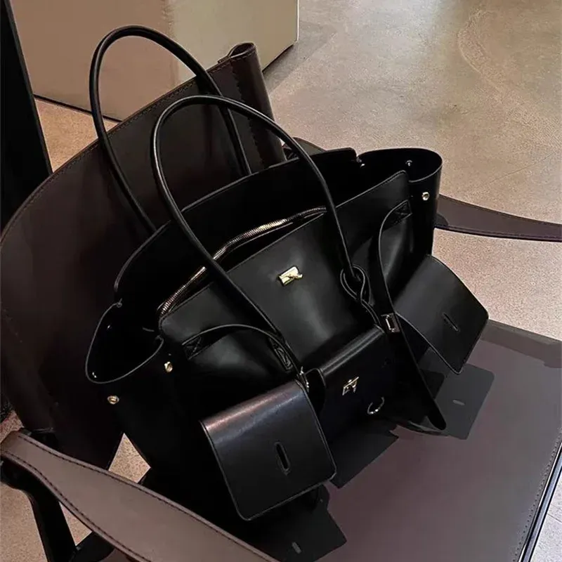 Luxury Rodeo Lock Tote Bag for Women - High-Quality PU Leather Commuter Shoulder Handbag with Large Capacity Storage showcase 5