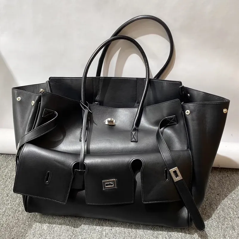 Luxury Rodeo Lock Tote Bag for Women - High-Quality PU Leather Commuter Shoulder Handbag with Large Capacity Storage showcase 6