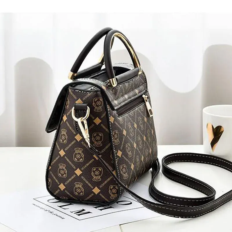 Fashionable Women's Luxury Shoulder Bag 2025 - Chic Crossbody Handbag for Stylish Ladies thumbnail 4