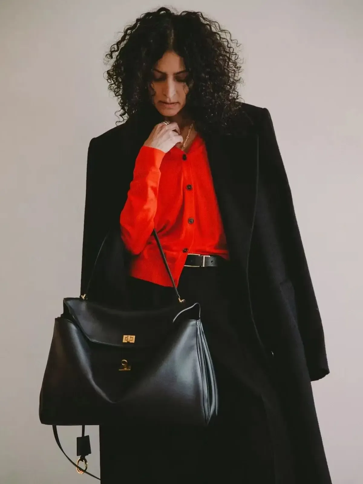 Rodeobag Large Capacity Genuine Leather Women's Underarm Bag with Advanced Lock - Fashionable & Versatile for Daily Use showcase 2
