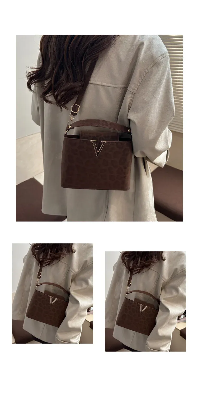 Luxury Designer Shoulder Handbag for Women - Trendy Fashion Tote Bag for Ladies, Stylish Faux Leather Purse for Everyday Use showcase 18