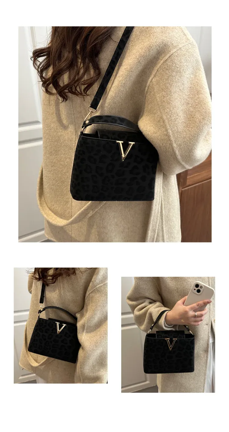 Luxury Designer Shoulder Handbag for Women - Trendy Fashion Tote Bag for Ladies, Stylish Faux Leather Purse for Everyday Use showcase 17